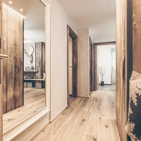 호텔 Bergkristall Zillertal - Adults Only 힙파흐