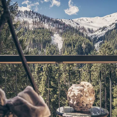 Bergkristall Zillertal - Adults Only Szálloda 4*
