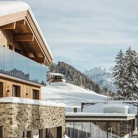 호텔 Bergkristall Zillertal - Adults Only 힙파흐