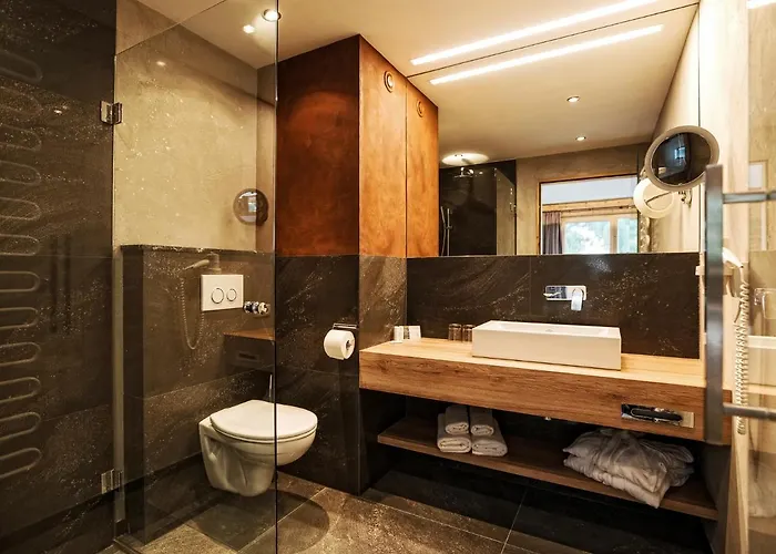 酒店 Bergkristall Zillertal - Adults Only