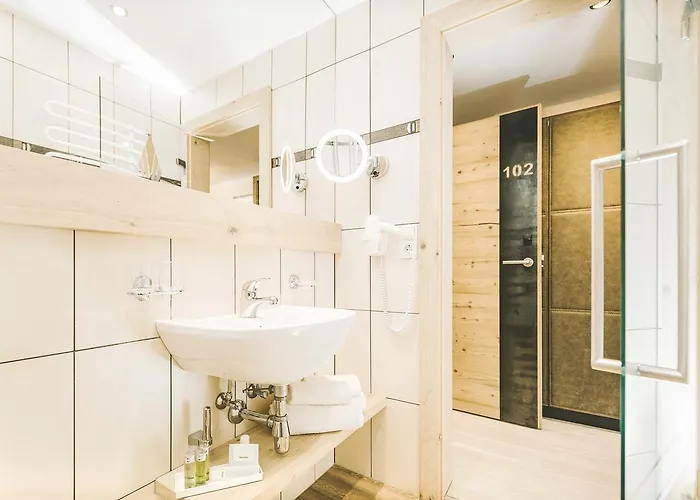 Bergkristall Zillertal - Adults Only 酒店 希帕赫