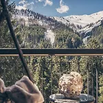 Bergkristall Zillertal - Adults Only Hotel 4*