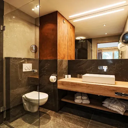 Hotel Bergkristall Zillertal - Adults Only