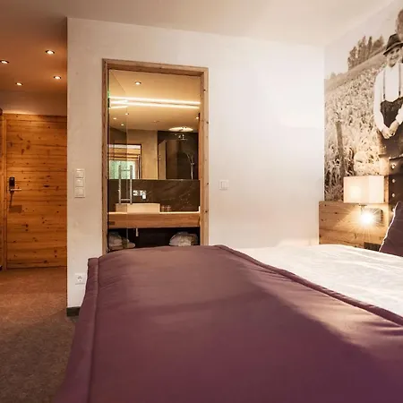 Hotel Bergkristall Zillertal - Adults Only