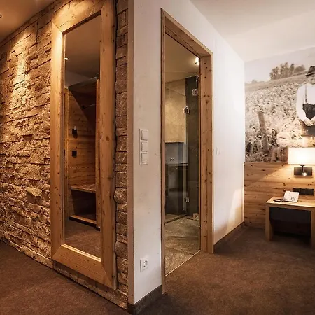 Bergkristall Zillertal - Adults Only Hotel