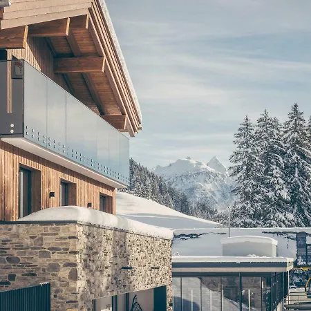 Hotel Bergkristall Zillertal - Adults Only 14 Years Plus 4*