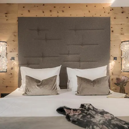 Bergkristall Hotel 4*