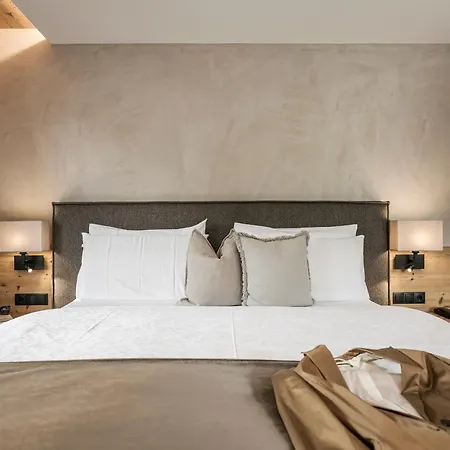 Hotel Bergkristall Zillertal - Adults Only Hippach