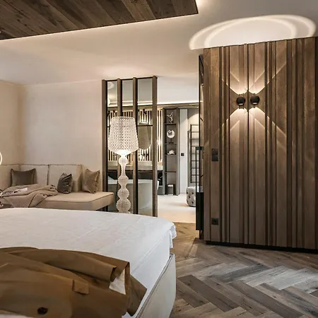 Hotel Bergkristall Zillertal - Adults Only 4*