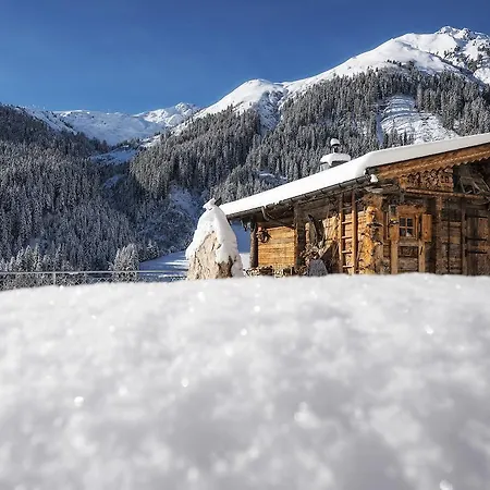 Bergkristall Zillertal - Adults Only Hotell Hippach